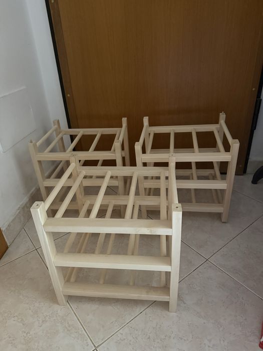 Suporte de vinhos , sumo ou aguas Ikea