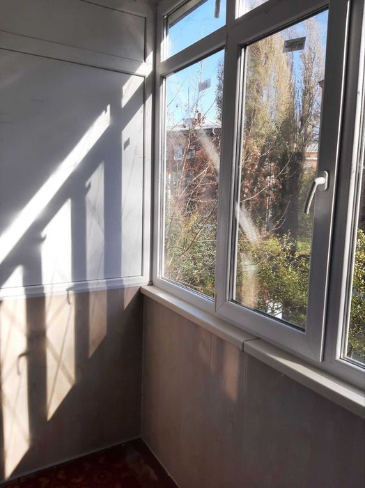 Продам 2 кім кв  2 поверх Цегла ГАЗ РОБОЧА