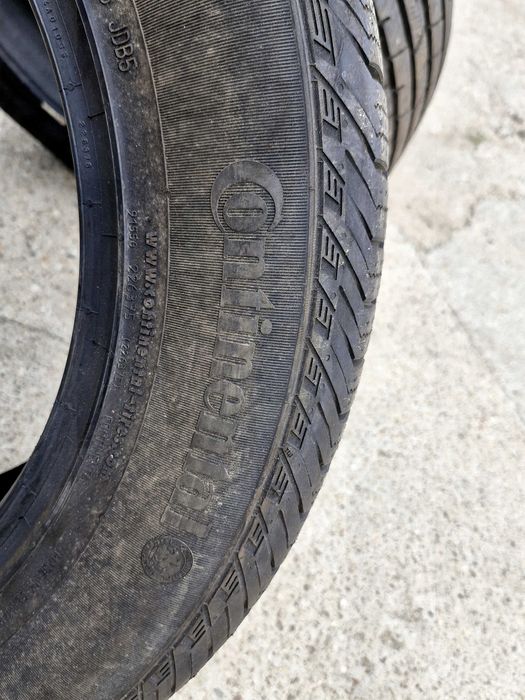 Opony Continental Crosscontact XL 107v 235.60r18 2019r  lato
