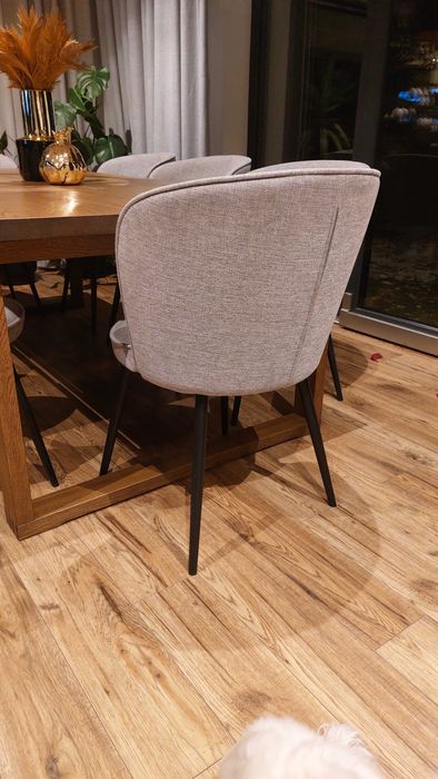 Krzesła tapicerowane