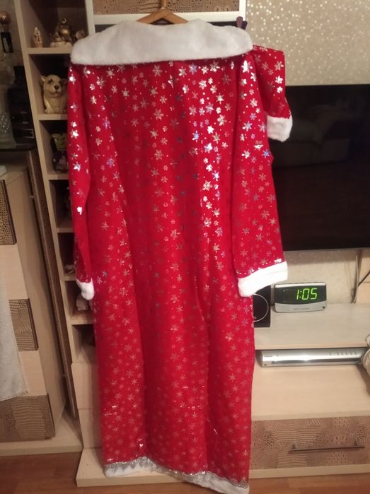 Прокат и продажа костюмов  деда мороза и снегурочки