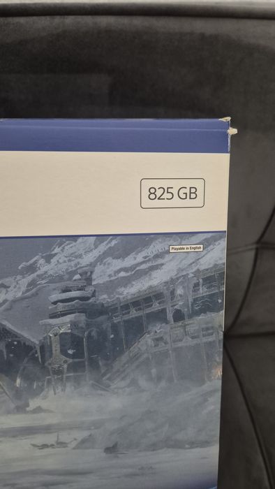 PS5 praticamente nova, muito pouco uso