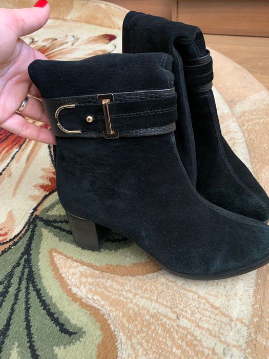 Чоботи жіночі зимові замшеві.