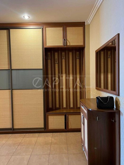 Оренда  3-х кімнатної квартири Поділ