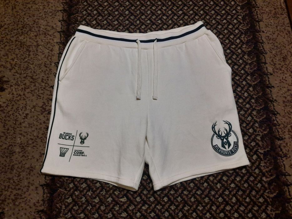 Шорти команди Milwaukee Bucks