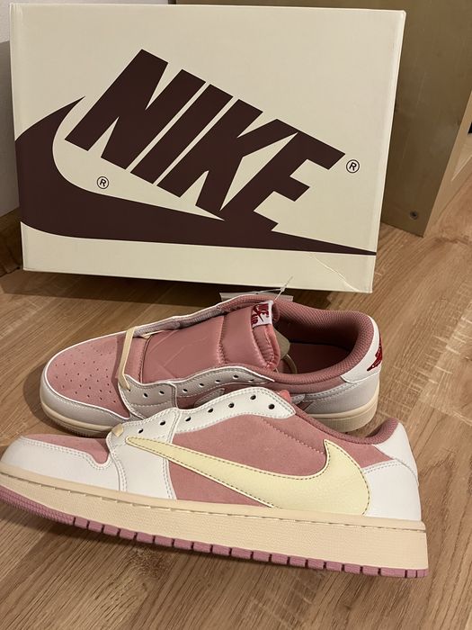Air Jordan 1 x Travis Scoot