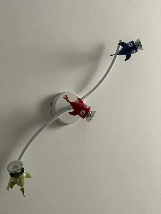 Candeeiro Ikea criança
