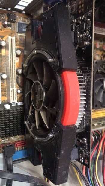 Надійний комп'ютер зі складовими частинами відомих виробників.