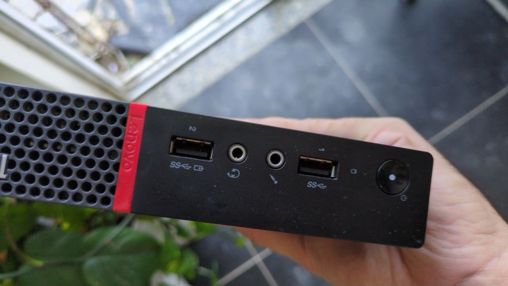 Pra despachar  Lenovo thinkcenter m715q-2 (gen 2)