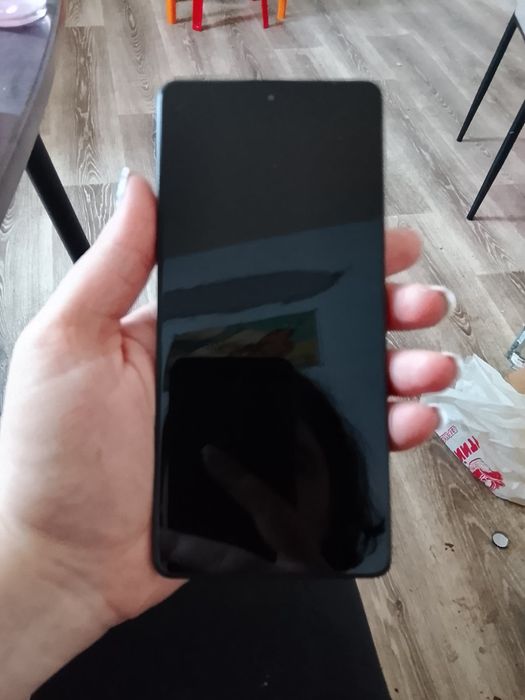 Продам телефон Redmi Note 13 Pro