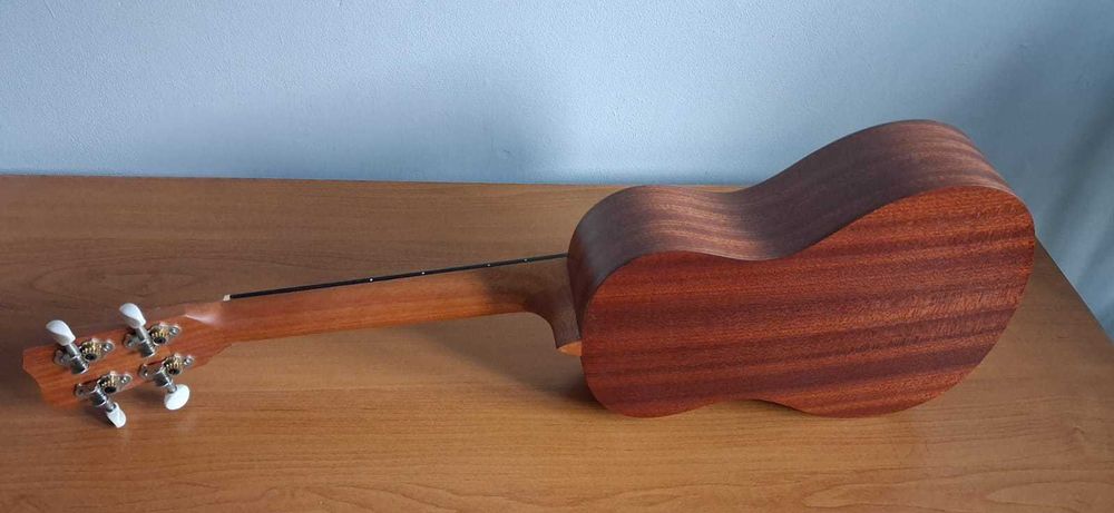 Ukulele Protege by Cordoba U1