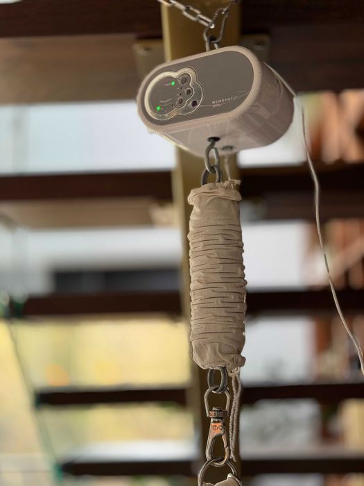 Kołyska dla niemowlaka z silnikiem Membantu (jak Moonboon) + Nature Sway premium