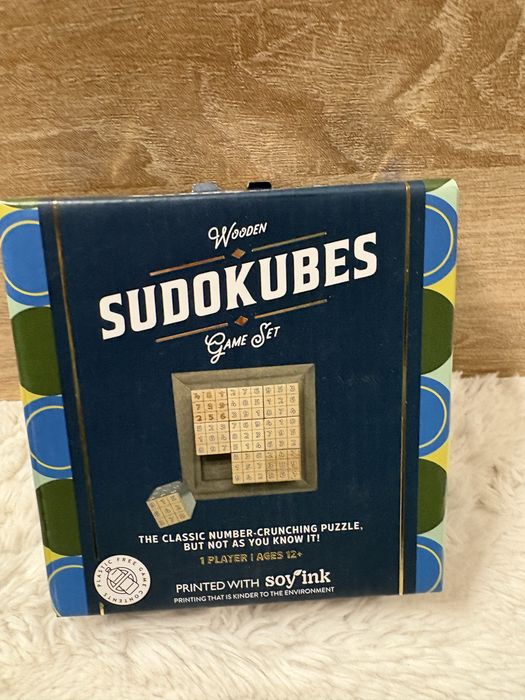 drewniany zestaw do gry sudoku