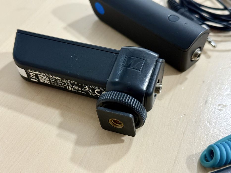 microfone de lapela sem fios Sennheiser XSW-D Portable Lavalier Set.