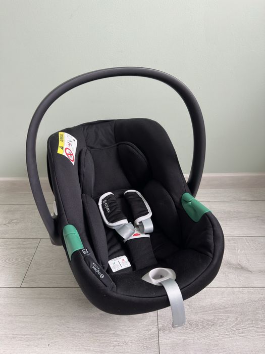 Cybex Aton B2 i-Size