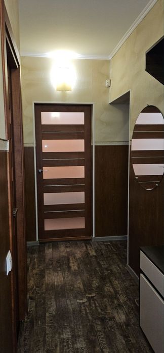 Кв.2х.к.перший поверх,дніпровський р-н,Сергія Синенка9.