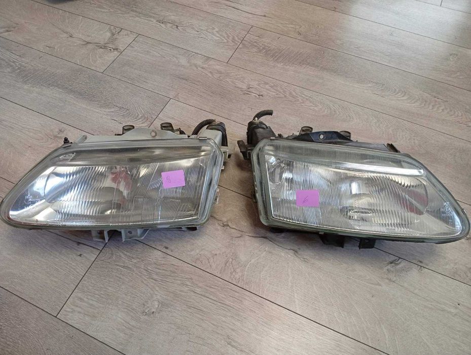 Фара RENAULT Espace. В гарному стані без дефектів,в наявності ліва права 7701038269