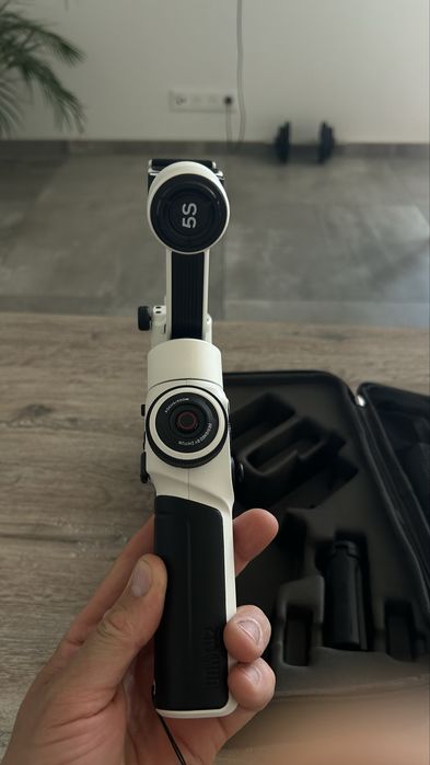 Стабілізатор (гімбал) Zhiyun Smooth 5 White + кейс + мініштатив
