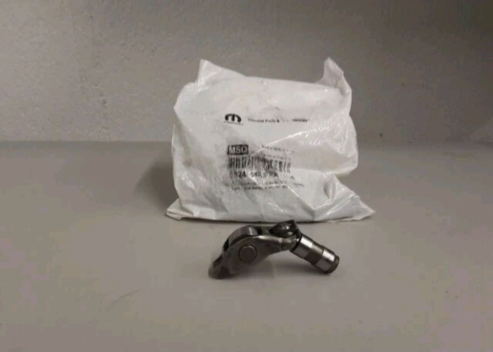 Jeep grand Cherokee WK2/WL 16-25 68245463AA гідрокомпенсатор+рокер вип