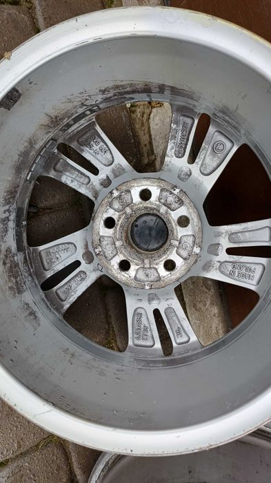 15" Alufelgi 5x100 vw polo golf fox BORA new beetle ibiza fabia rapid