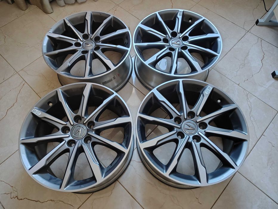 Диски Acura R17 W7.5 PCD5x114.3 ET50 DIA64.1
