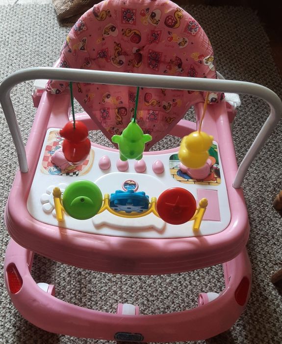 Продам ходунці для дівчинки