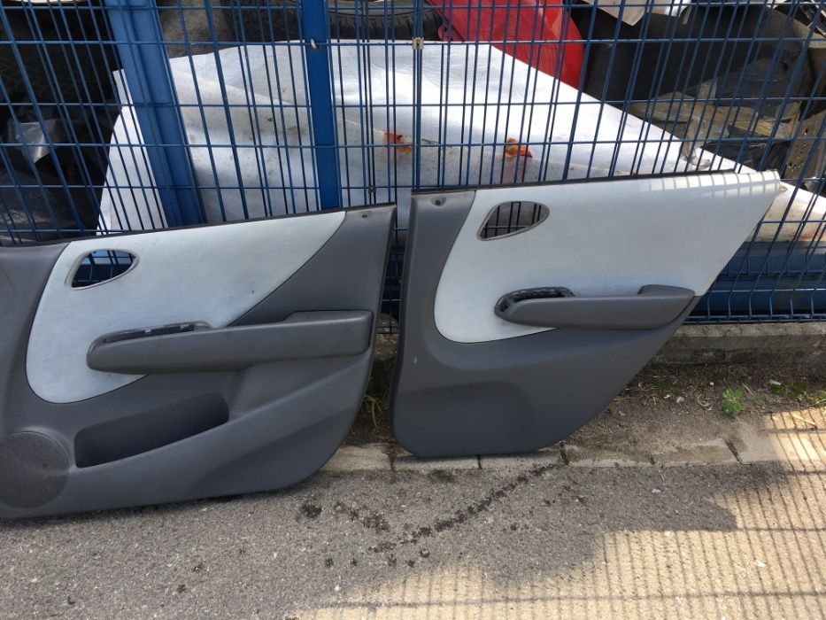 Honda City IV 01-07 Boczek Drzwi Prawy Przód