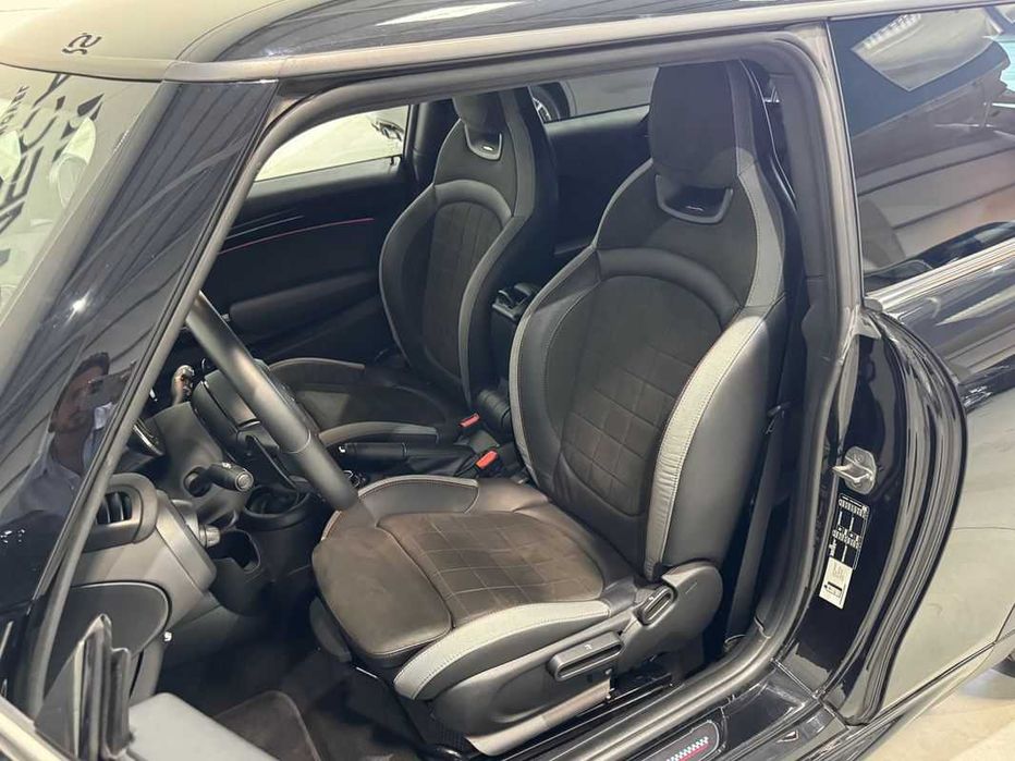 Vendo Mini John Cooper Works  2022