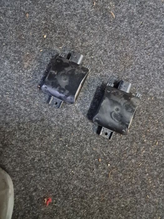 Asystent  pasa ruchu  tył vw 2Q0 907 685A