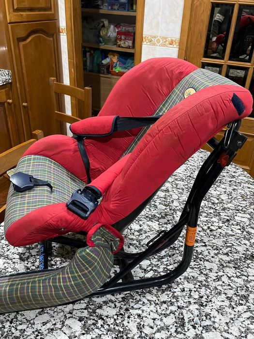 Cadeira de bebé para carro auto