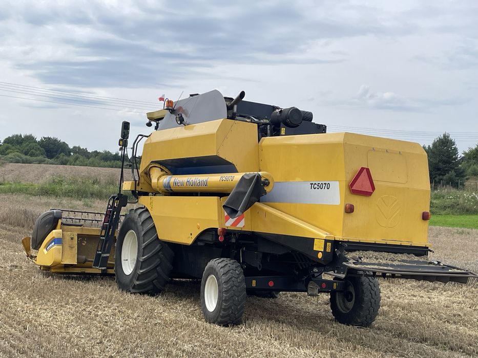 New Holland TC 5070