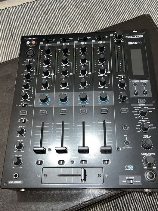 Reloop RMX-60 mesa mistura DJ