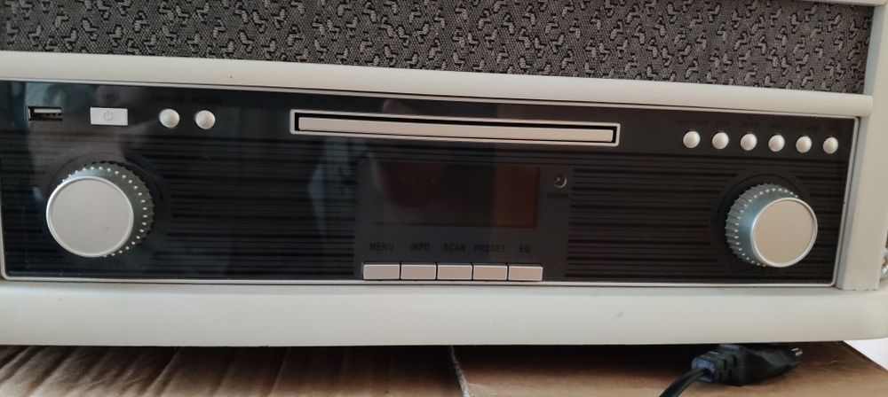 Ретро музичний центр Auna  Німеччина