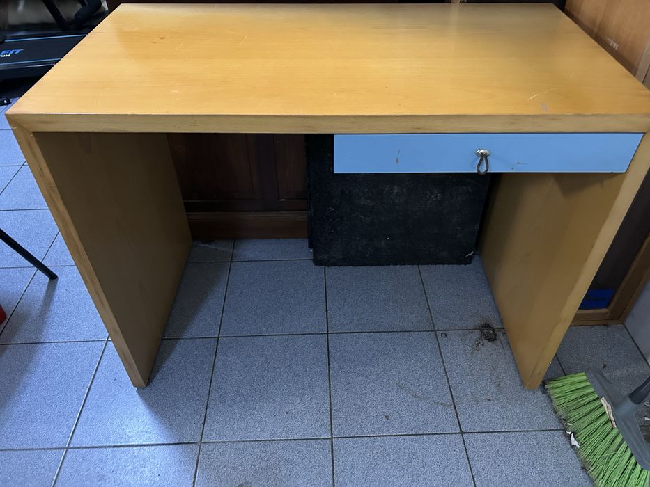 Secretaria usada