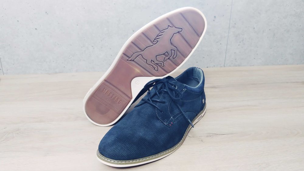 Mustang półbuty 45 granatowe męskie