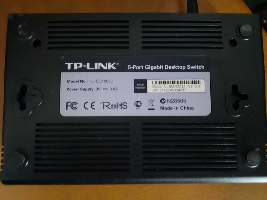 Switch Tp-Link para ligações de rede
