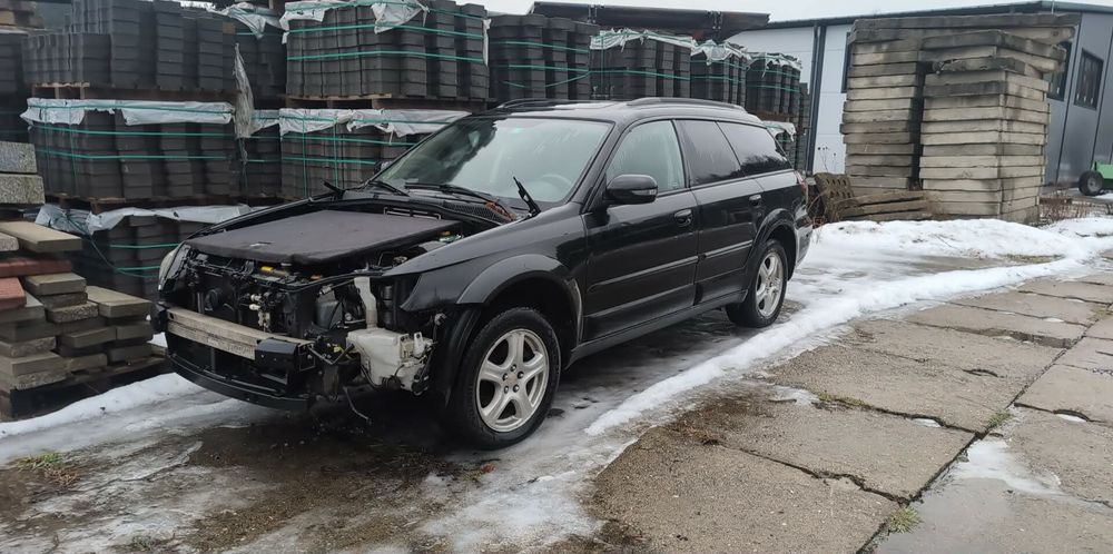 Subaru outback na części