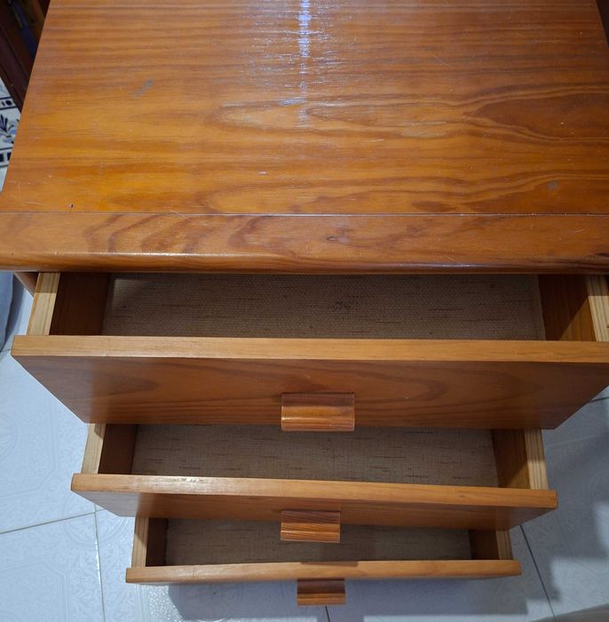 Mesa de cabeceira