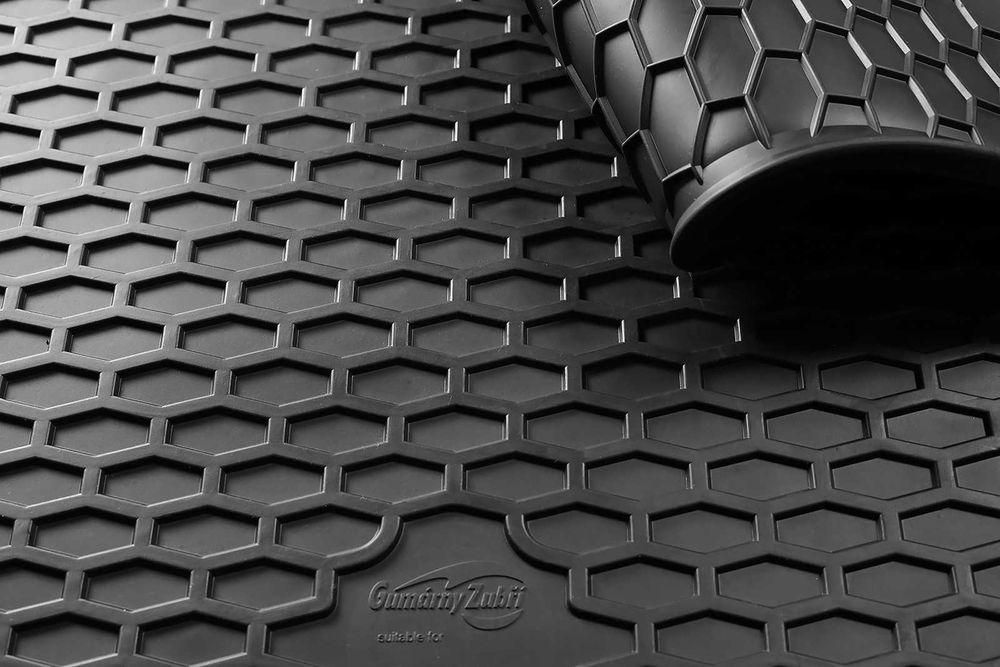 Toyota Camry XV70 (2017–2024) | Коврики в салон Тойота | Гумові, Чехія