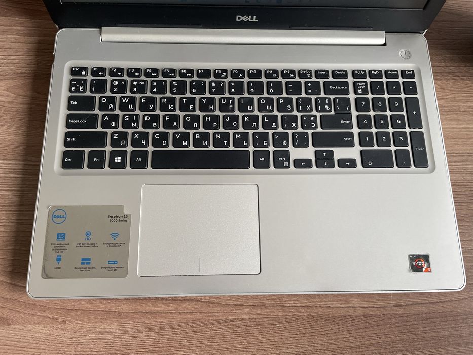 Dell Ryzen 5 / 16GB RAM / Radeon Vega 8 / SSD / №46