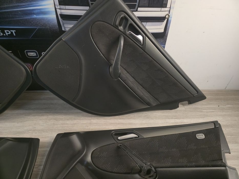 Conjunto de bancos e forras Mercedes C W203 Avantgarde