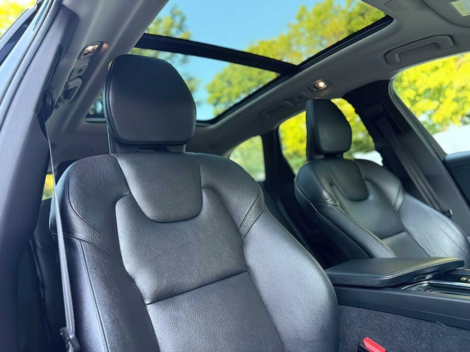 Volvo XC60      2018