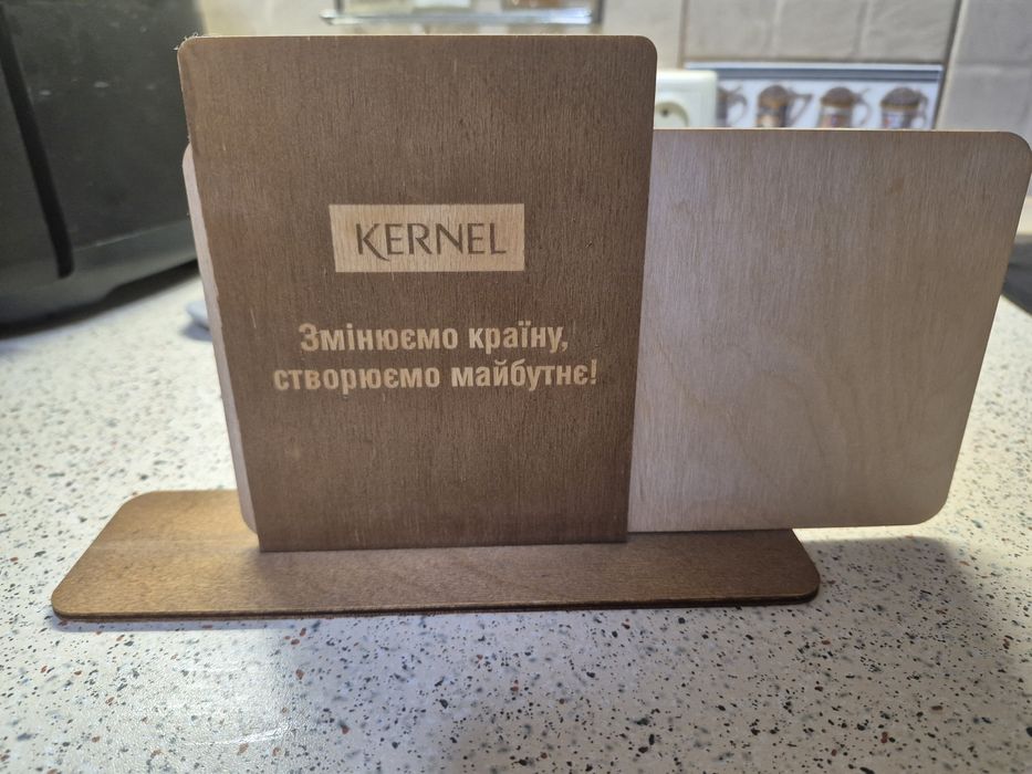 Креативний безстроковий дерев'яний календар