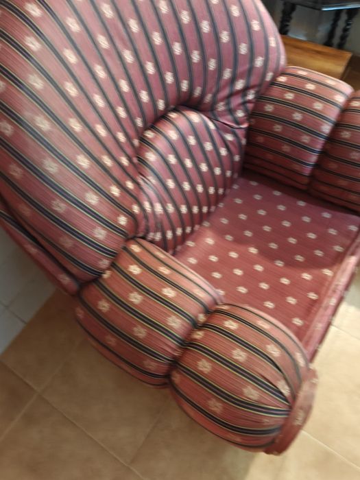 Sofá de 1 lugar em bom estado
