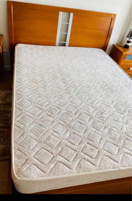 Cama casal madeira