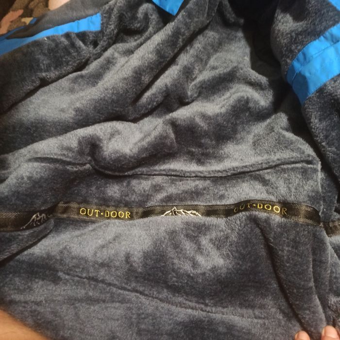 Продам мужскую зимнюю куртку. (Новая)
Тёплая, удобная и практичная