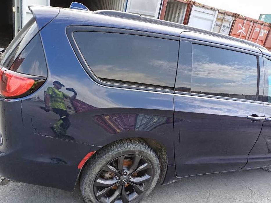 Розбираю Chrysler Pacifica 2016-2023