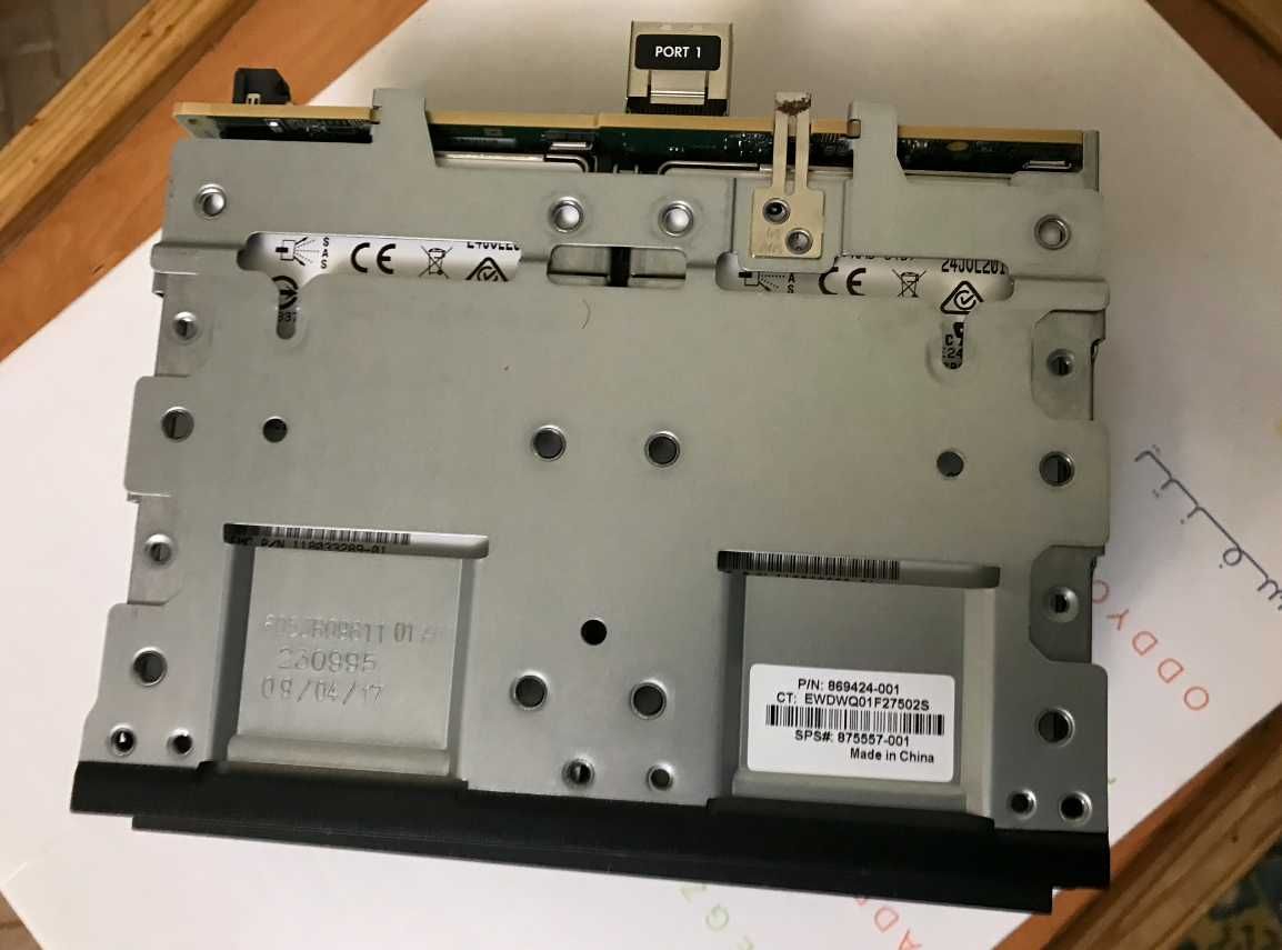 Корзина SAS/SATA HP 2xSAS/SATA SFF 2,5" 12G для HPE DL360 Gen9 Gen10: 6 ...