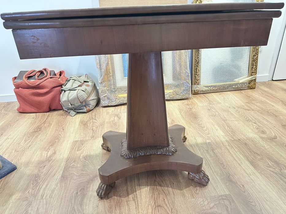 Antiguidade - Mobilia/mesa de jogo antiga