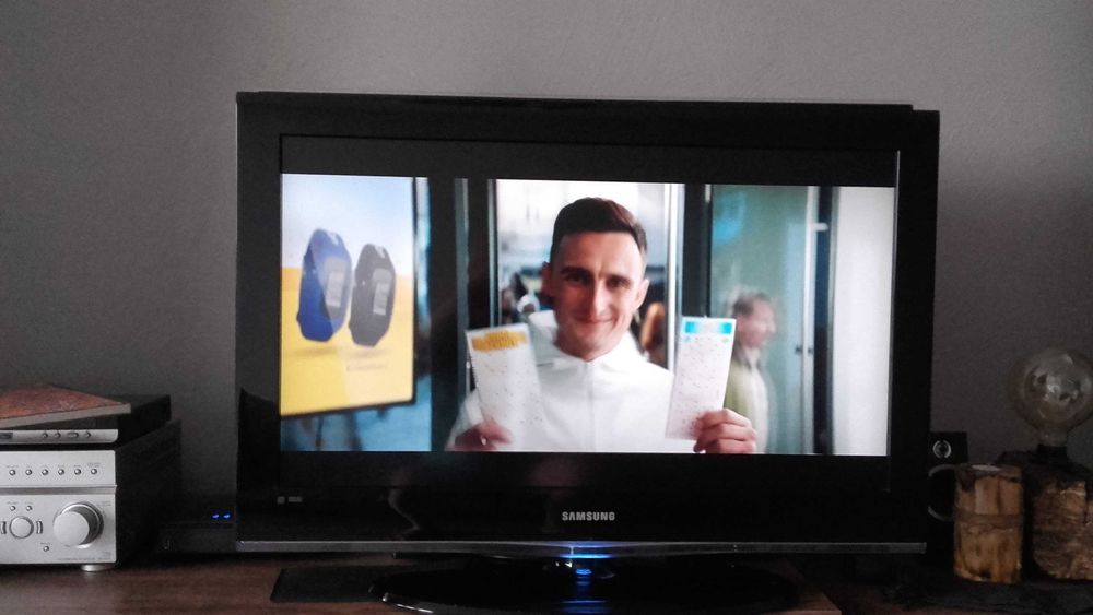 Sprzedam TV SAMSUNG 32 "  oraz 37 "